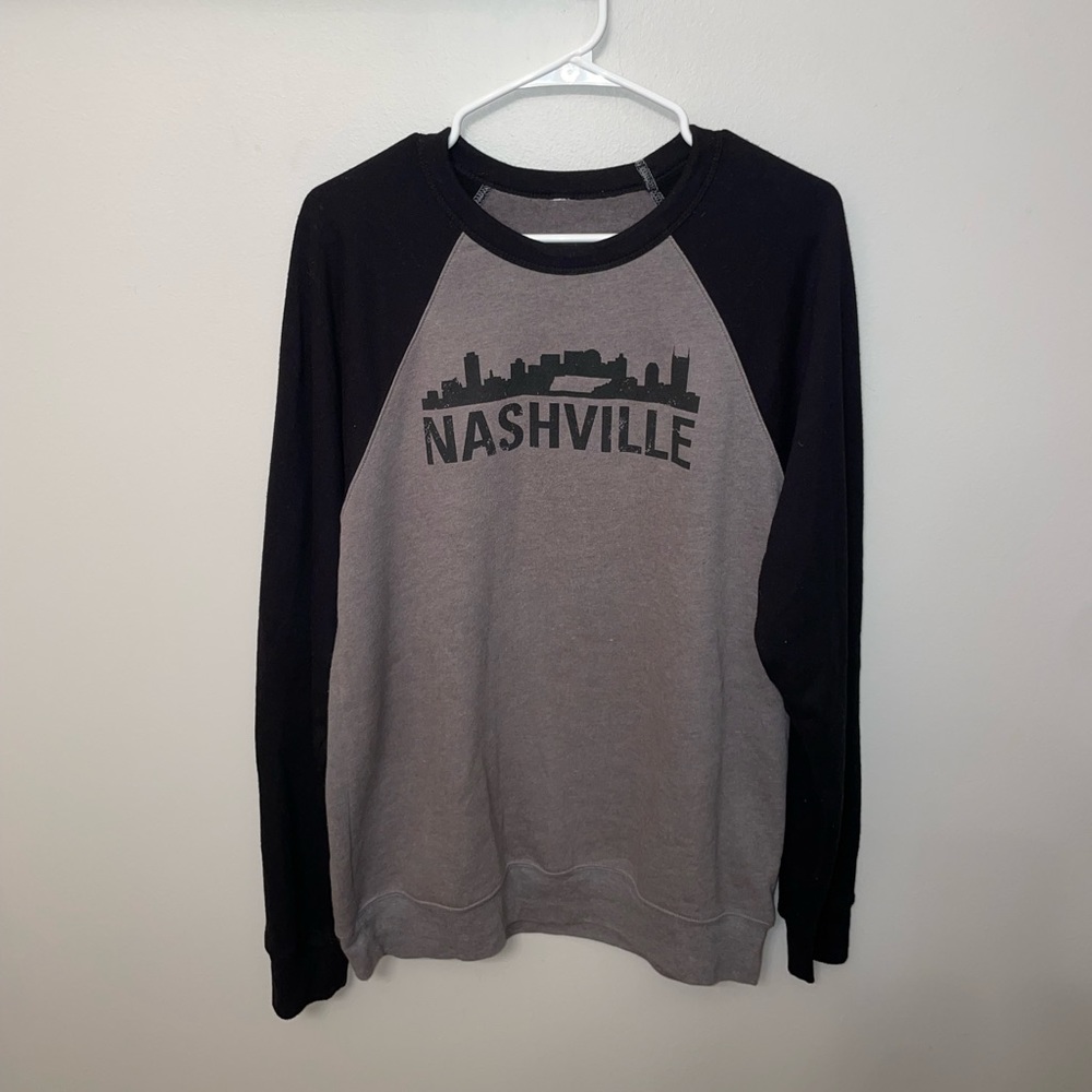 EUC! Super Soft Nashville Skyline Crewneck Sweatshirt